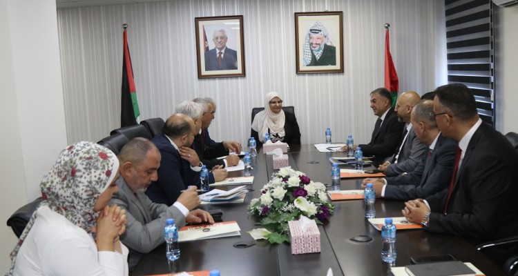 جمعية مدققي الحسابات القانونيين الفلسطينية تعقد اجتماعًا رسميًا مع ديوان الرقابة المالية والإدارية في رام الله